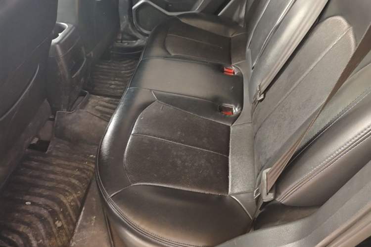 Used Venucia T70 2016 1.6L Manual Ruixing Edition Left Rear Seat