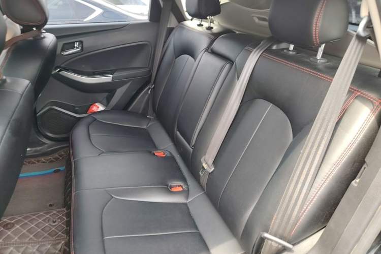 Used Venucia T70 2016 2.0L Manual RuiQu Version Left Rear Seat