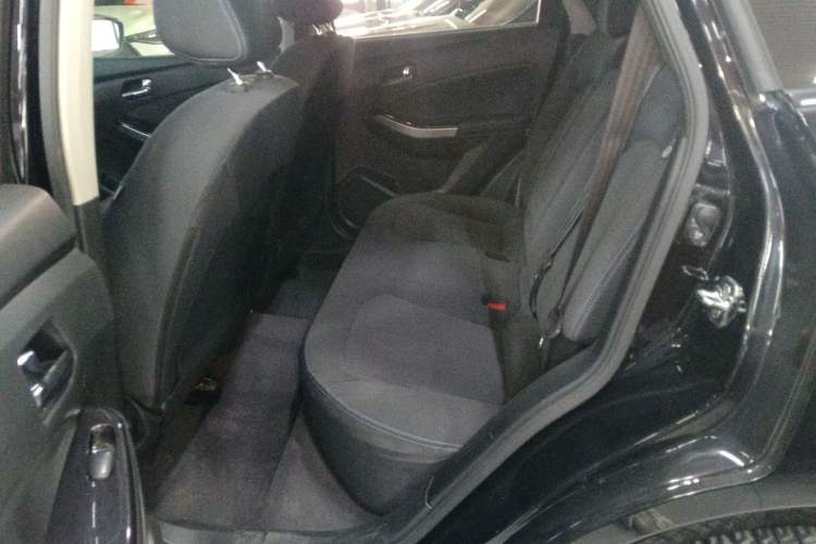 Used Venucia T70 2016 2.0L CVT Smart Choice Edition Left Rear Seat