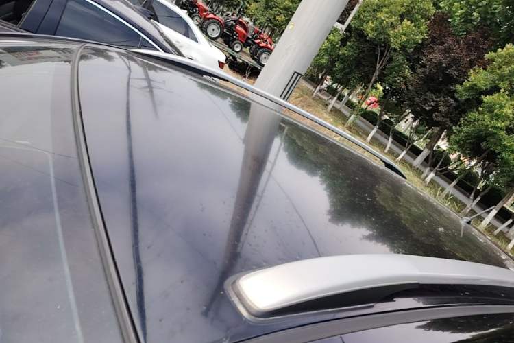 Used Venucia T70 2016 2.0L Manual RuiQu Version Roof