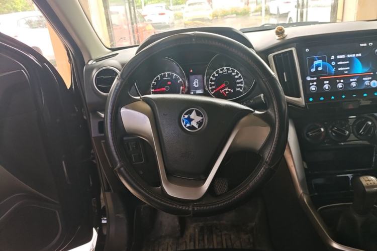 Used Venucia T70 2016 1.6L Manual Ruixing Edition Steering Wheel