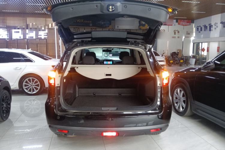 Used Venucia T70 2016 2.0L CVT Smart Choice Edition Trunk