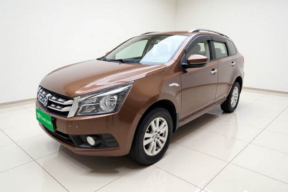 Venucia T70 2016