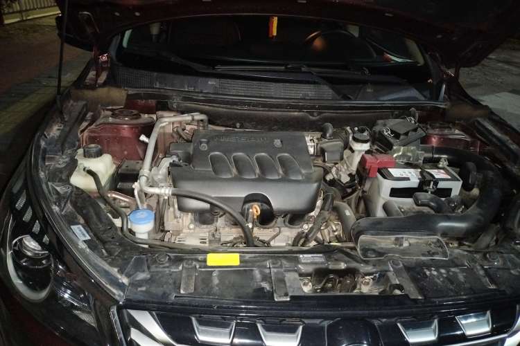Used Venucia T70 2016 2.0L CVT Smart Edition Engine Bay