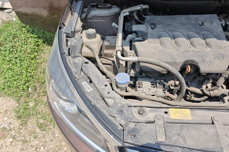 Used Venucia T70 2016 2.0L CVT Smart Choice Edition Engine Bay Right