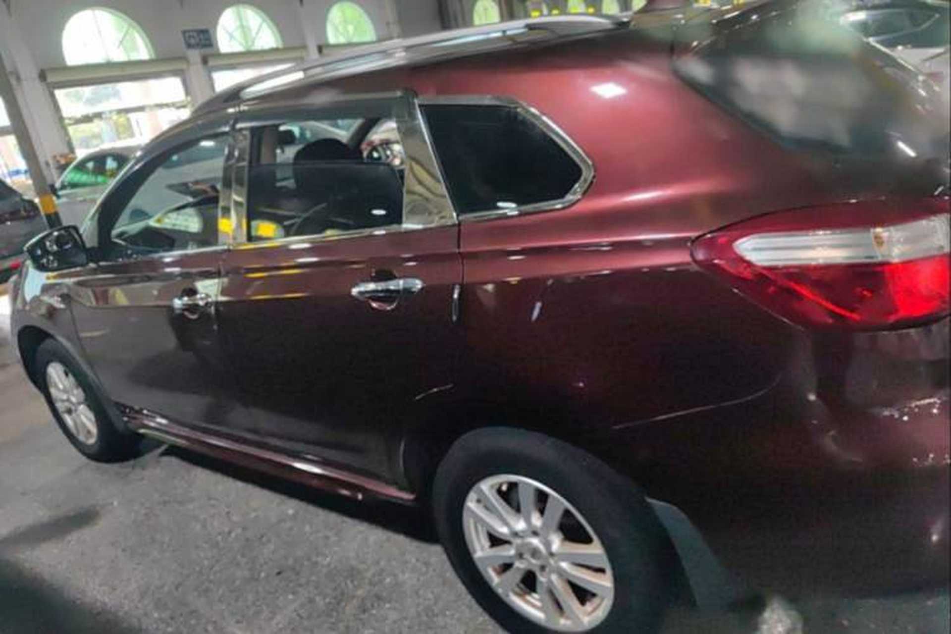 Used Venucia T70 2016 2.0L CVT Smart Edition Exterior 2