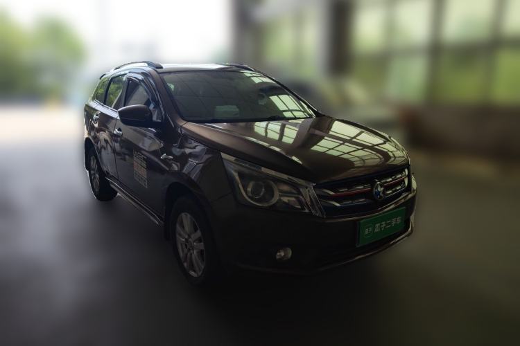 Used Venucia T70 2016 2.0L CVT Smart Edition Front Right 45 Deg