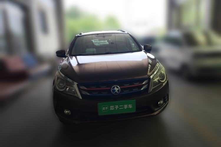 Used Venucia T70 2016 2.0L CVT Smart Edition Front