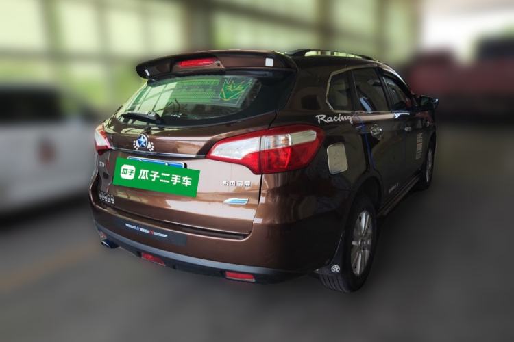 Used Venucia T70 2016 2.0L CVT Smart Edition Rear Right 45 Deg