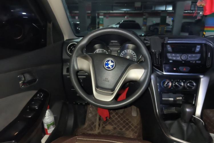 Used Venucia T70 2016 1.6L Manual Ruixing Edition Steering Wheel