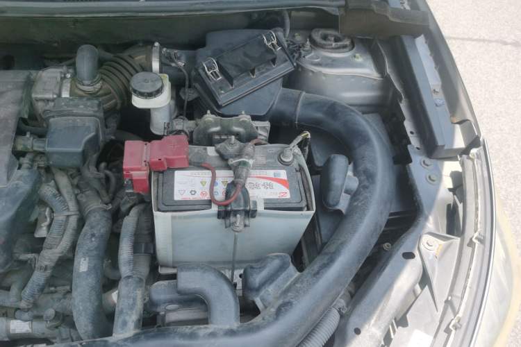 Used Venucia T70 2016 2.0L CVT Smart Choice Edition Engine Bay Left