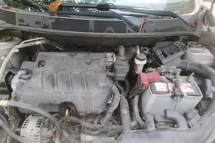 Used Venucia T70 2016 2.0L CVT Smart Choice Edition Engine Bay