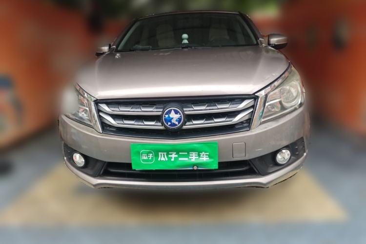 Used Venucia T70 2016 1.6L Manual Ruixing Edition Front