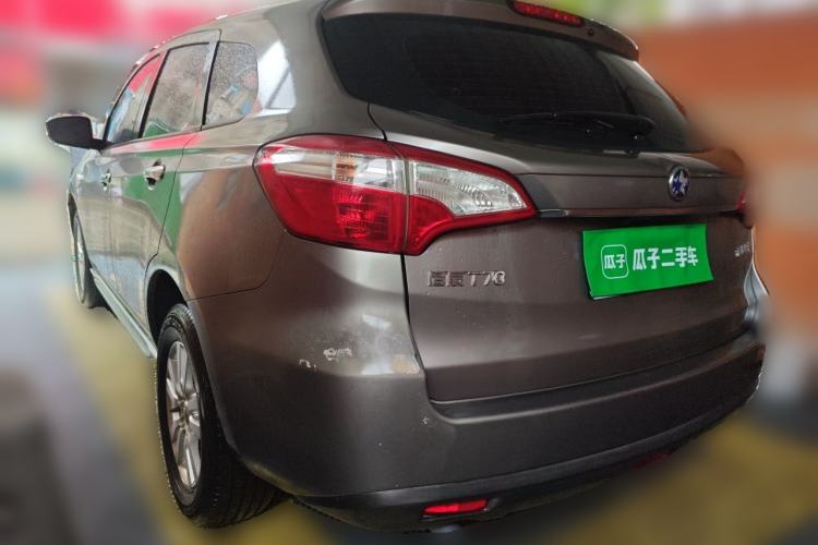 Used Venucia T70 2016 1.6L Manual Ruixing Edition Rear Left 45 Deg