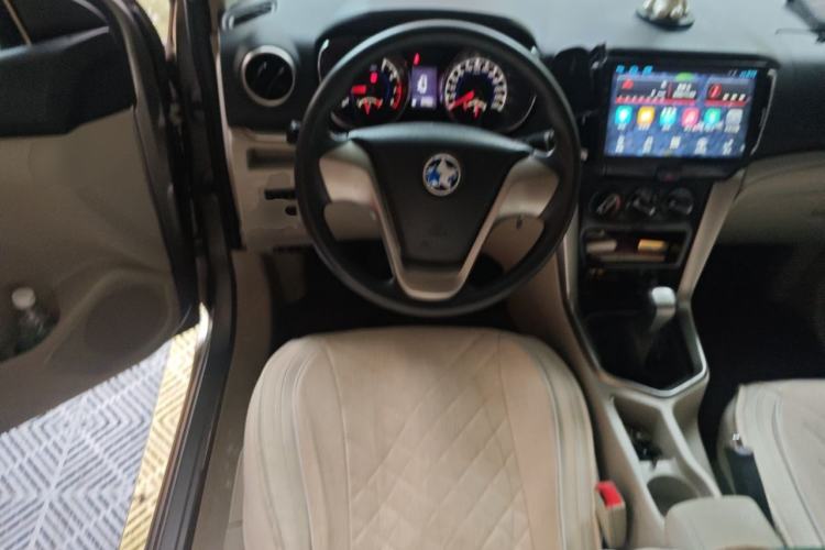 Used Venucia T70 2016 1.6L Manual Ruixing Edition Steering Wheel