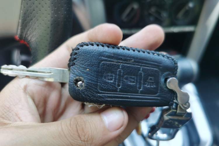 Used Venucia T70 2016 2.0L CVT Smart Choice Edition Vehicle Key