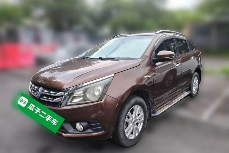 Venucia T70 2016