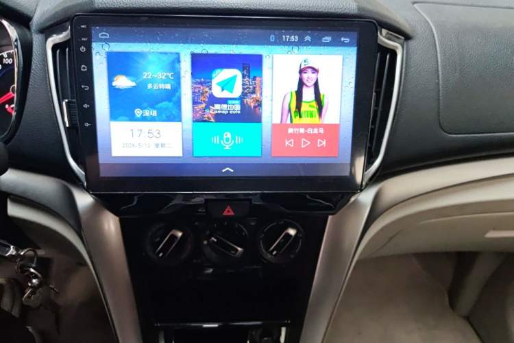 Used Venucia T70 2016 2.0L CVT Smart Choice Edition Audio And AC Panel