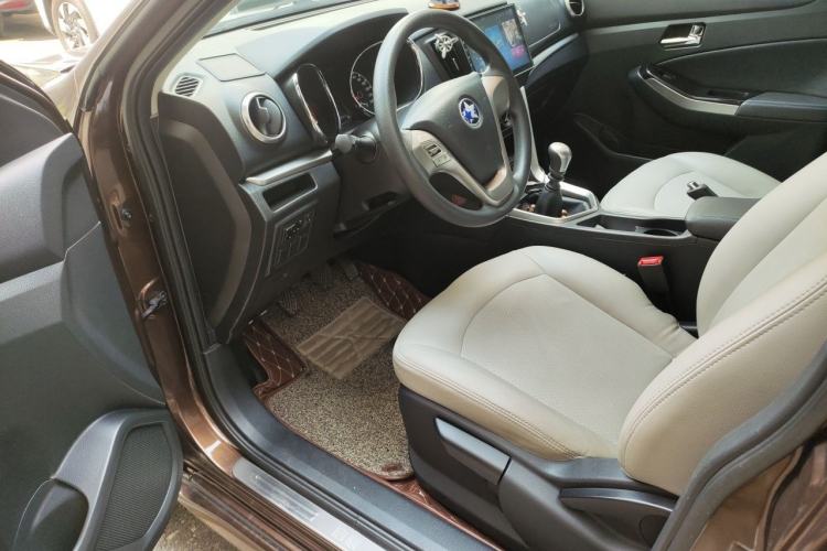 Used Venucia T70 2016 2.0L Manual RuiQu Version Driver Seat