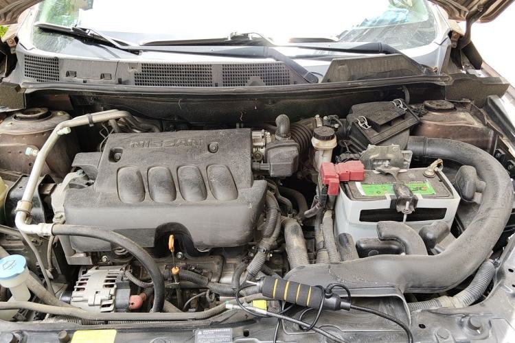 Used Venucia T70 2016 2.0L CVT Smart Choice Edition Engine Bay