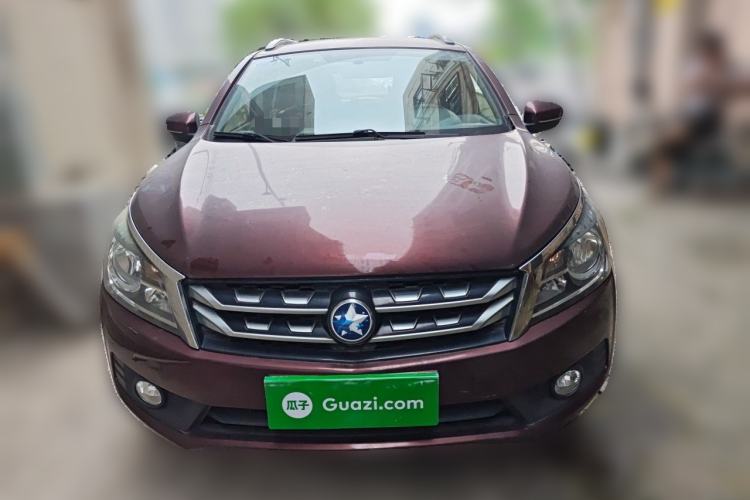 Used Venucia T70 2016 2.0L CVT Smart Choice Edition Exterior 1