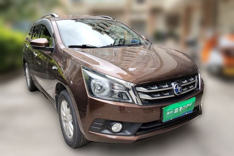Used Venucia T70 2016 2.0L CVT Smart Choice Edition Front Right 45 Deg