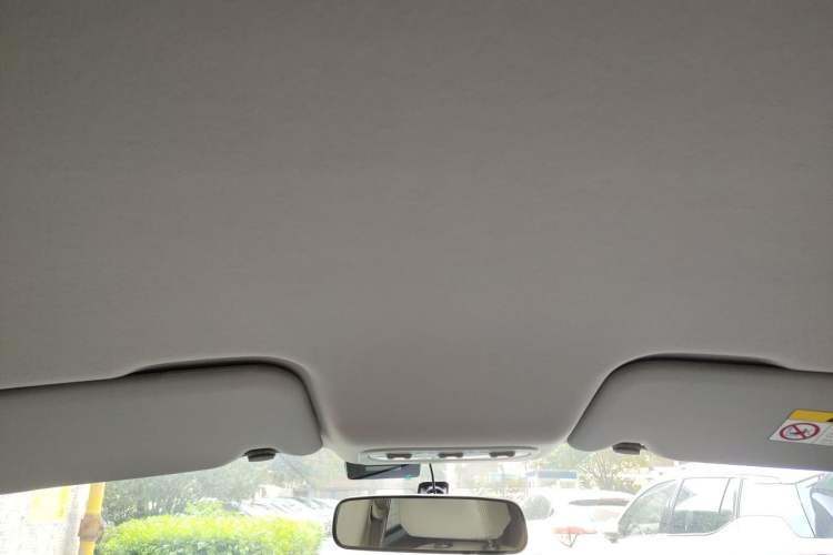 Used Venucia T70 2016 2.0L Manual RuiQu Version Headliner