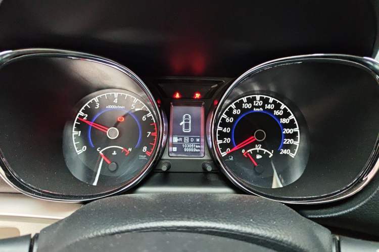 Used Venucia T70 2016 2.0L CVT Smart Choice Edition Instrument Cluster