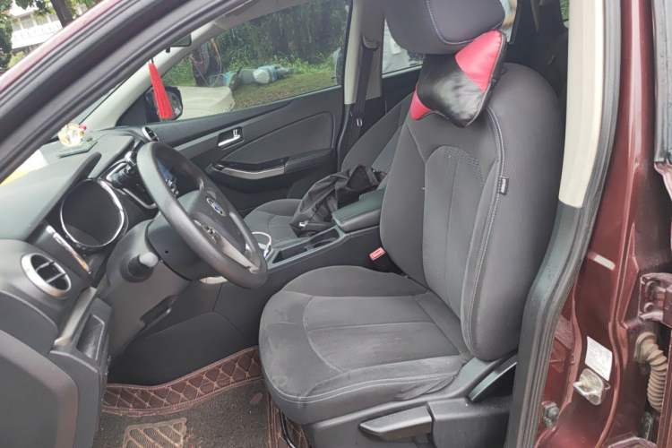 Used Venucia T70 2016 2.0L CVT Smart Choice Edition Left Front Seat