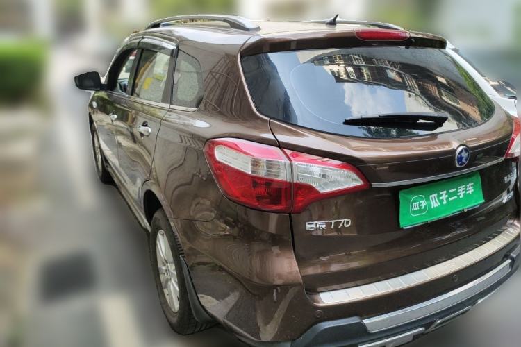 Used Venucia T70 2016 2.0L Manual RuiQu Version Rear Left 45 Deg