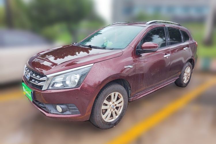 Used Venucia T70 2016 2.0L CVT Smart Choice Edition Guazi used car, China used car export, Used car for sale, Used cars, Cheapest cars for sale