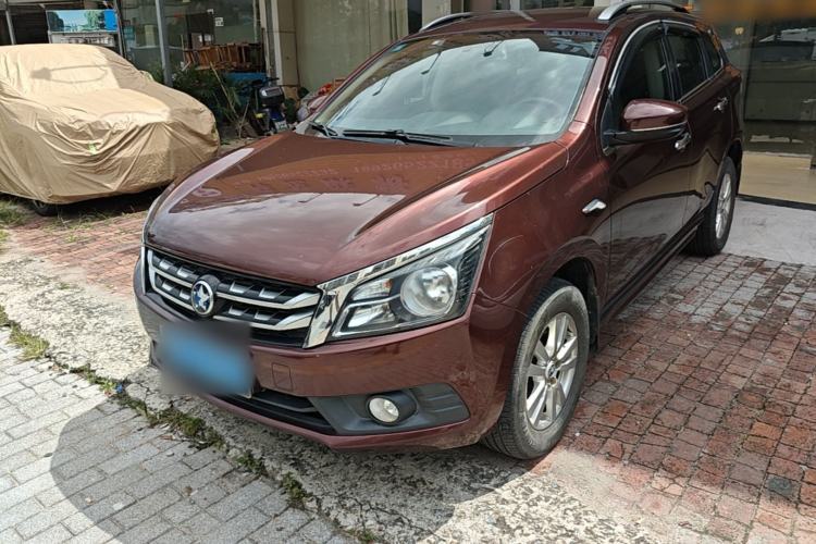Used Venucia T70 2016 2.0L CVT Smart Choice Edition Guazi used car, China used car export, Used car for sale, Used  cars, Cheapest cars for sale