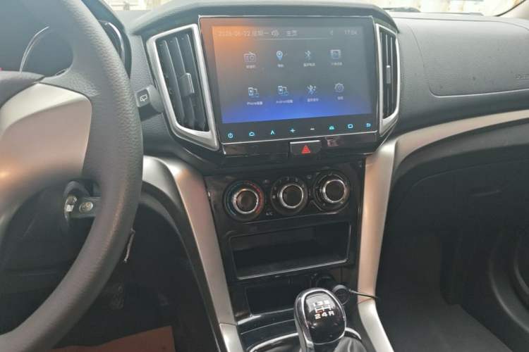 Used Venucia T70 2016 1.6L Manual Ruixing Edition Audio And AC Panel