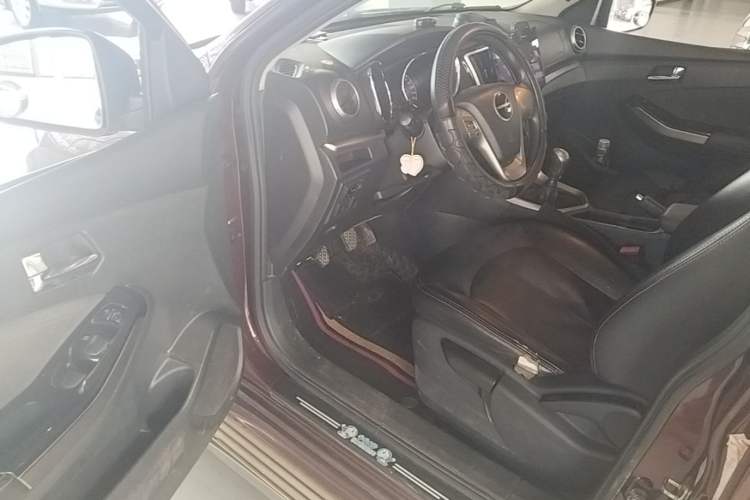Used Venucia T70 2016 2.0L Manual RuiQu Version Driver Seat