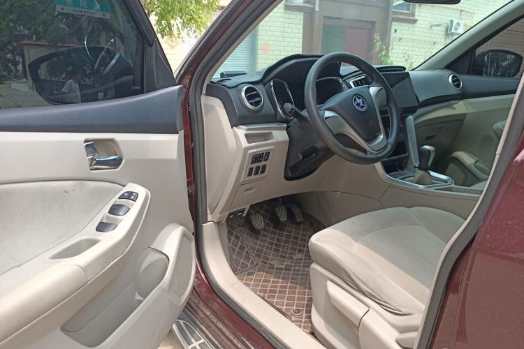 Used Venucia T70 2016 1.6L Manual Ruixing Edition Driver Seat