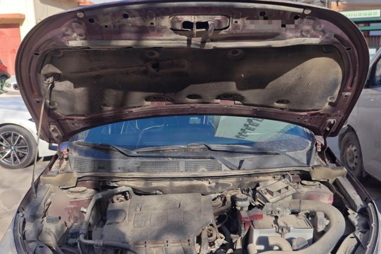 Used Venucia T70 2016 1.6L Manual Ruixing Edition Engine Bay