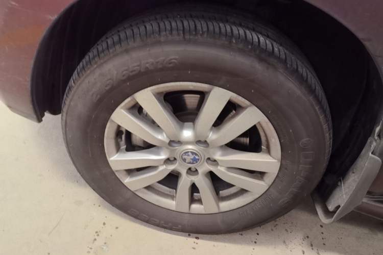 Used Venucia T70 2016 2.0L CVT Smart Choice Edition Exterior 2