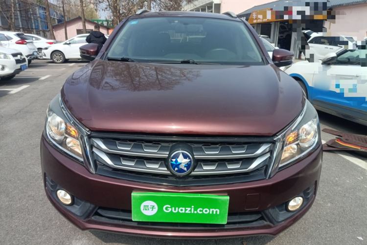 Used Venucia T70 2016 1.6L Manual Ruixing Edition Front