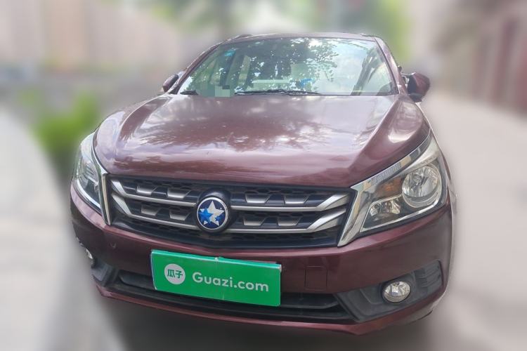 Used Venucia T70 2016 2.0L CVT Smart Choice Edition Front