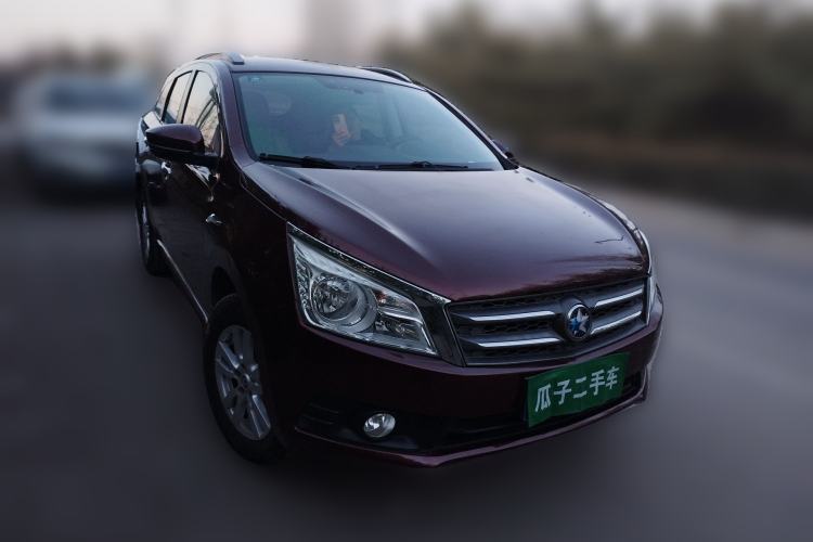 Used Venucia T70 2016 2.0L Manual RuiQu Version Front Right 45 Deg
