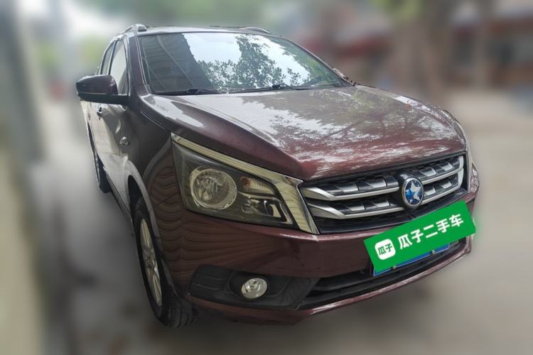 Used Venucia T70 2016 2.0L CVT Smart Choice Edition Front Right 45 Deg