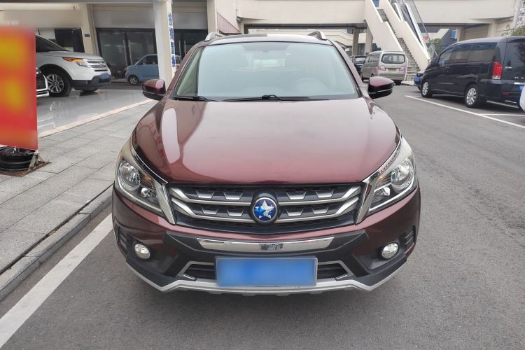 Used Venucia T70 2016 1.6L Manual Ruixing Edition Front