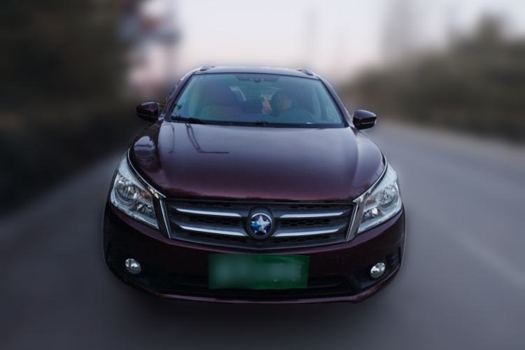 Used Venucia T70 2016 2.0L Manual RuiQu Version Front
