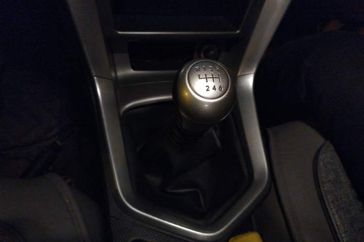 Used Venucia T70 2016 2.0L Manual RuiQu Version Gear Lever