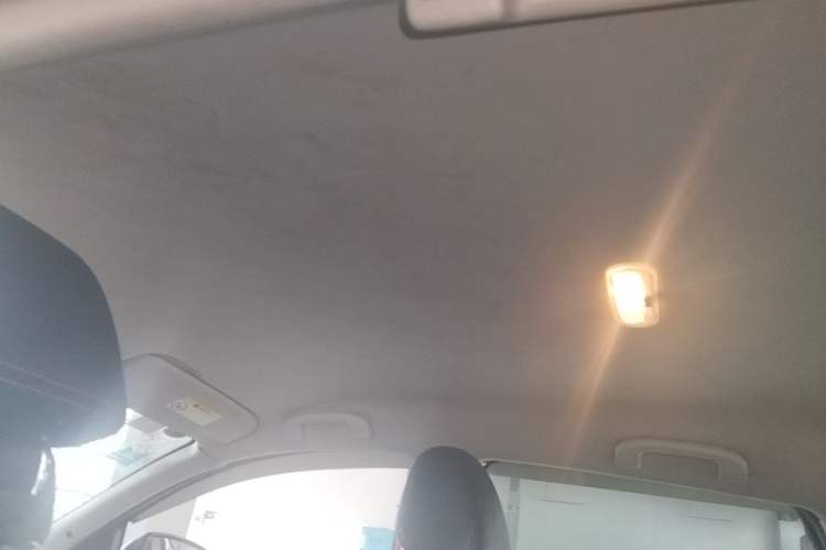 Used Venucia T70 2016 2.0L Manual RuiQu Version Headliner