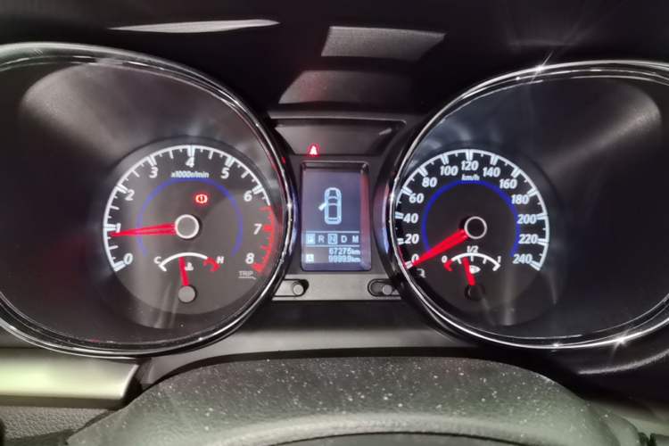 Used Venucia T70 2016 2.0L CVT Smart Choice Edition Instrument Cluster