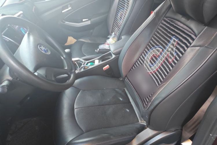 Used Venucia T70 2016 1.6L Manual Ruixing Edition Left Front Seat