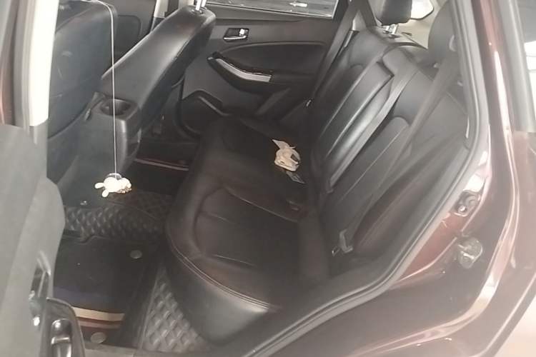 Used Venucia T70 2016 2.0L Manual RuiQu Version Left Rear Seat
