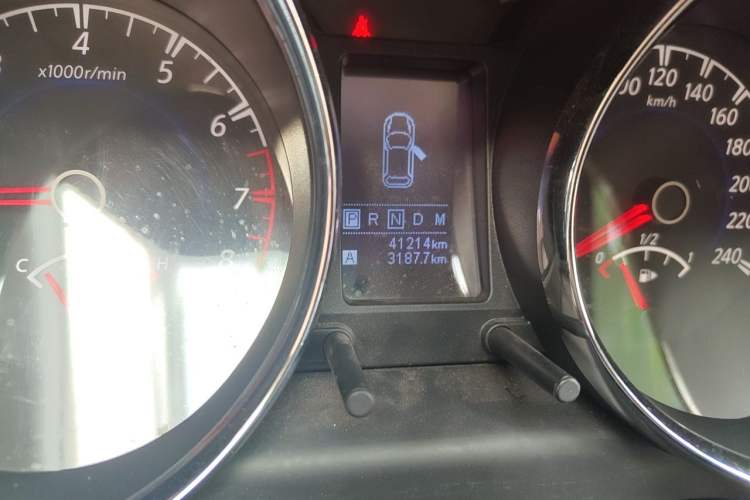 Used Venucia T70 2016 2.0L CVT Smart Choice Edition Odometer Close Up