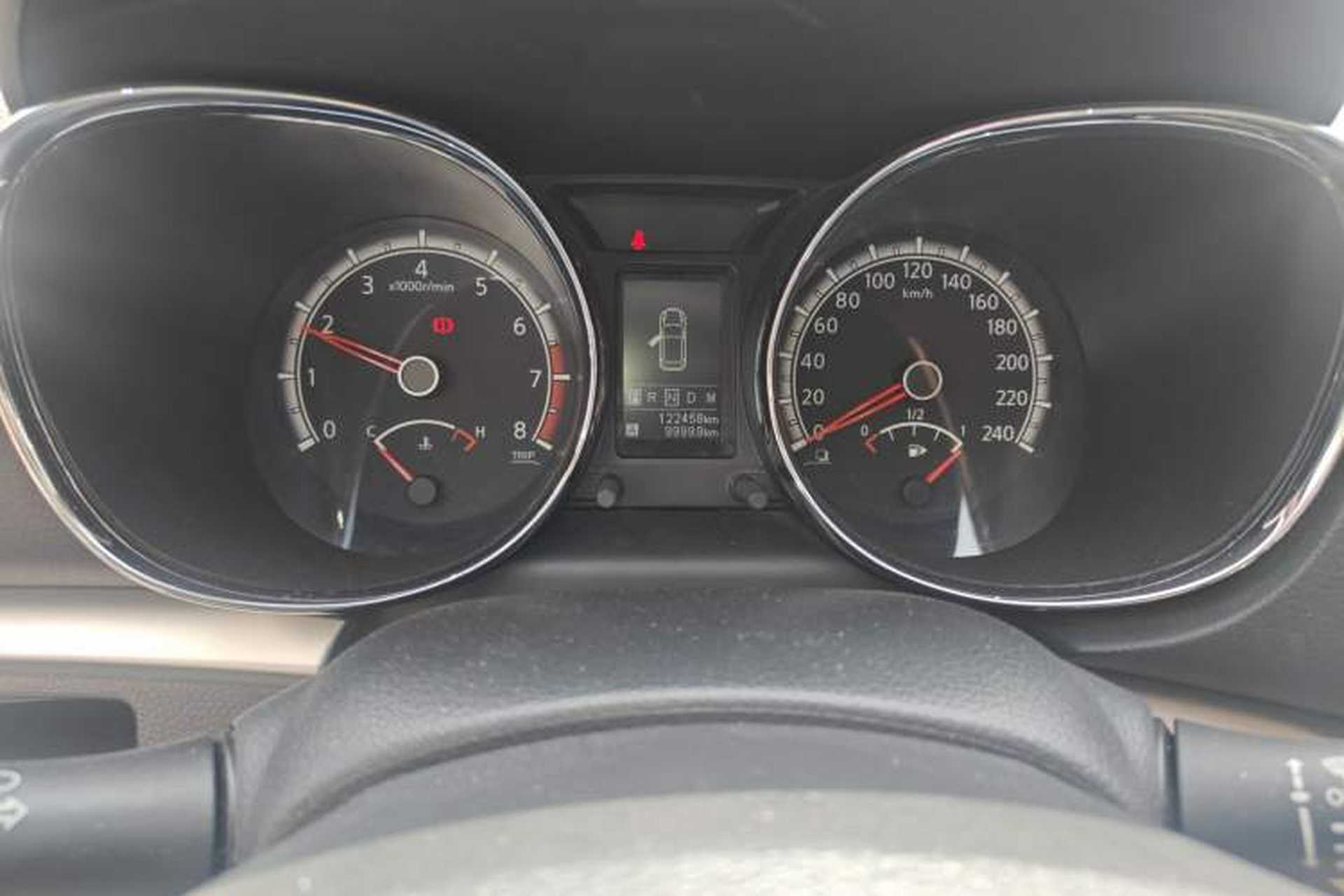 Used Venucia T70 2016 2.0L CVT Smart Choice Edition Odometer Close Up